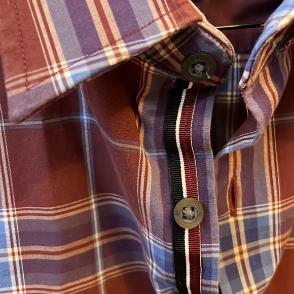 Banana Republic Medium Plaid Button Down - Picture 3 of 3
